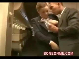Vzduch hostess fucks passenger