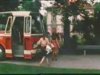 Schulmadchen porno 1976, falas x çeke seks film 93